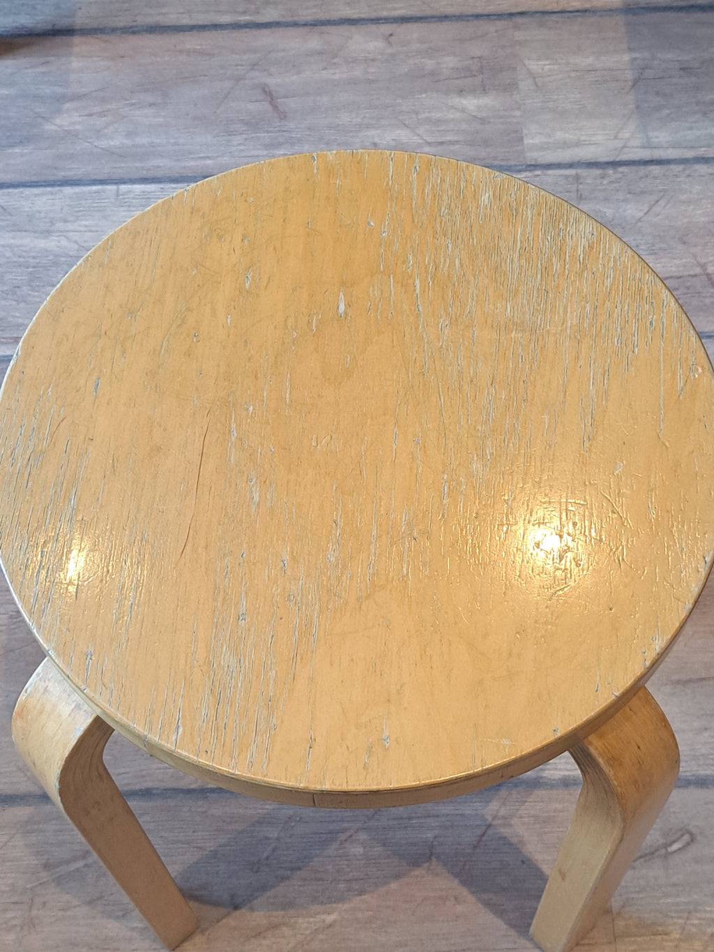 Artek Aalto stool E60