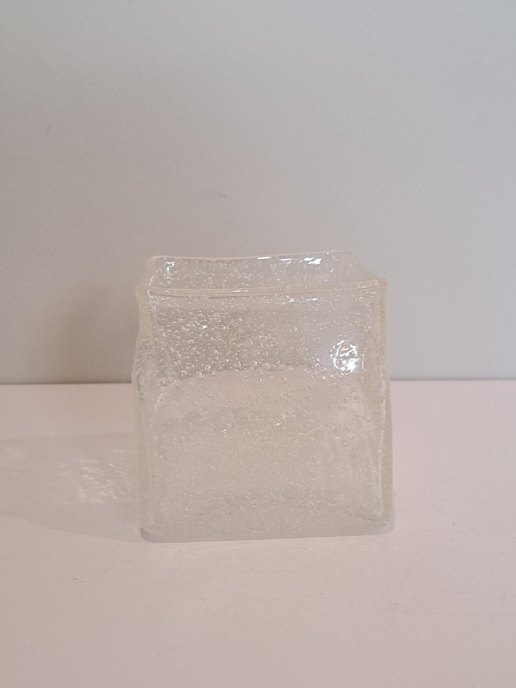 Nuutajärven Lasi Iglu-maljakko, Oiva Toikka