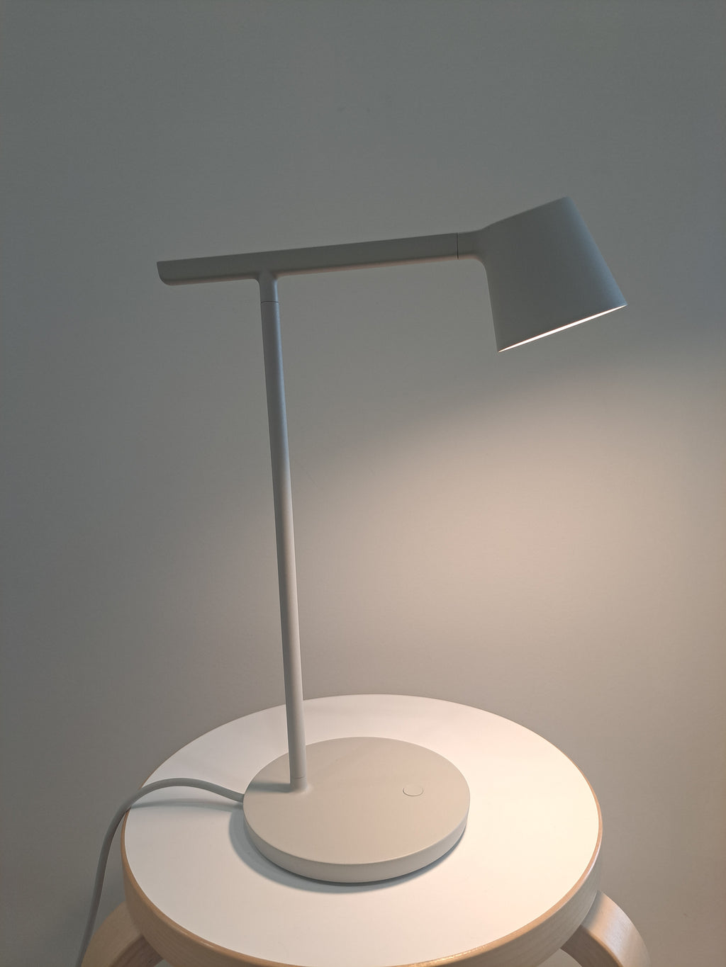 Muuto, TIP, pöytävalaisin