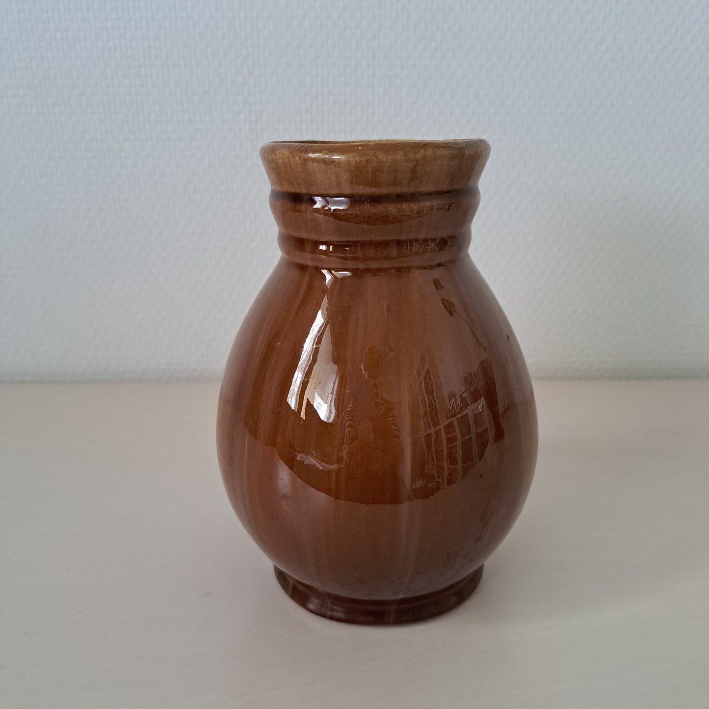 Kupittaan savi, maljakko, pyöreä